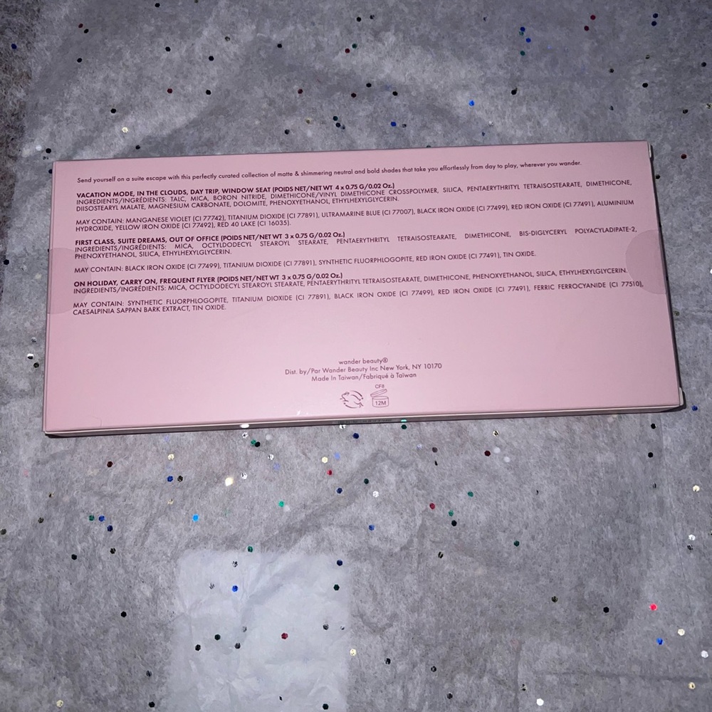 ❌3 for $25❌ Wander Beauty Suite Escape Palette - Picture 3 of 4